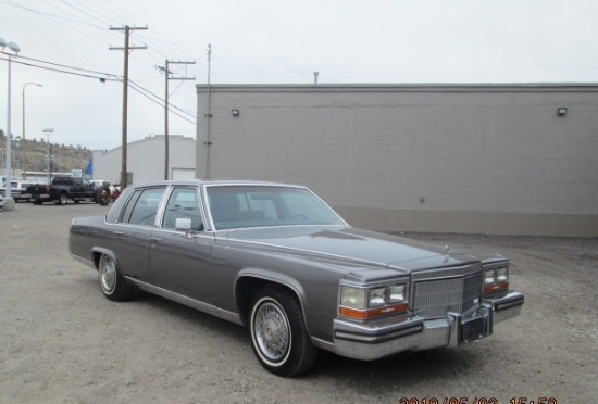 1989 Cadillac Brougham