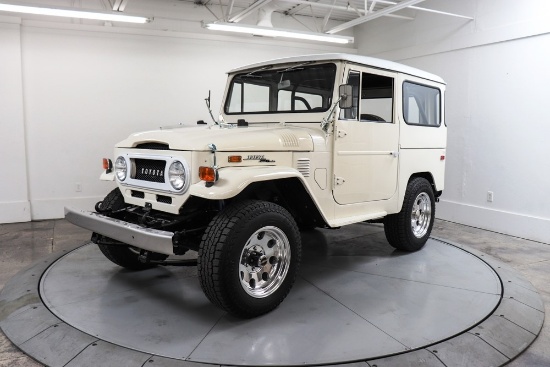 1972 Toyota FJ40 Land Cruiser