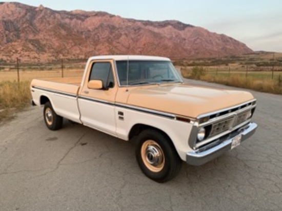 1976 Ford F350 XLT Camper Special