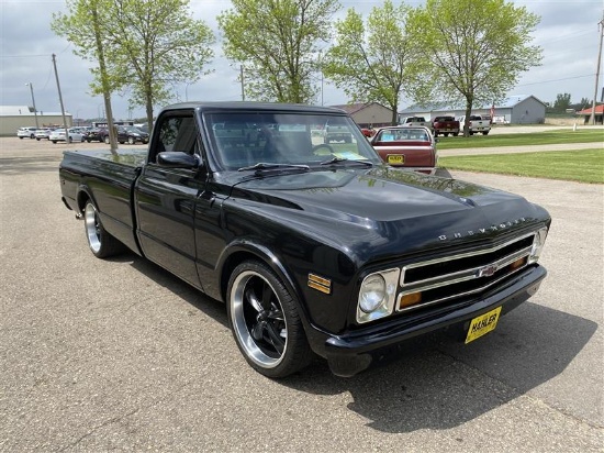 1968 Chevrolet C10 Custom Pickup Truck