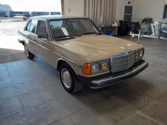 1983 Mercedes-Benz 240D