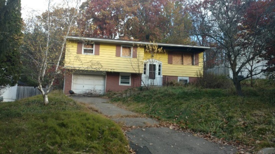 Sale / Serial #:15-830, City of Binghamton, Address:  14 Earle Dr, Lot Size