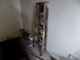 4' Wooden Step Ladder
