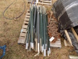 (31) Steel Green Fence Posts - 5'