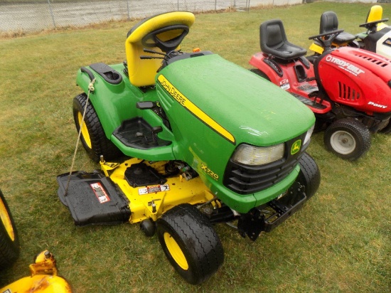 JD X720 Garden Tractor w/ 54'' Deck, Hyd Lift, Power Steering, 1515 hrs   S