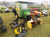 JD 425 Garden Tractor w/ Cab, 54'' Deck, w/ Bagger, 581 hrs