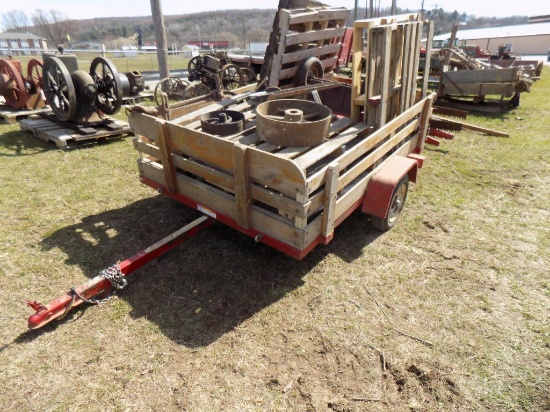 Red Utility Wagon / Trailer, NO TITLE