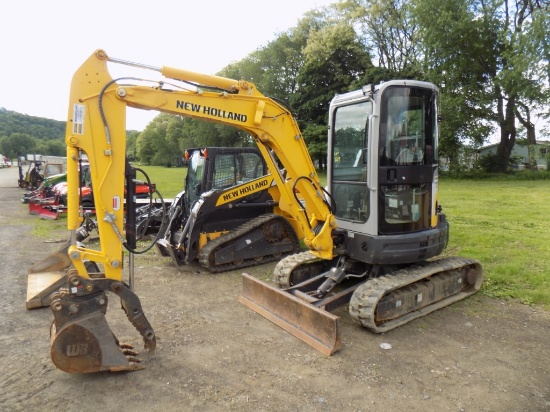 2014 New Holland E35B Mini Excavator, 18'' Bucket, Air Condition & Heat, w/