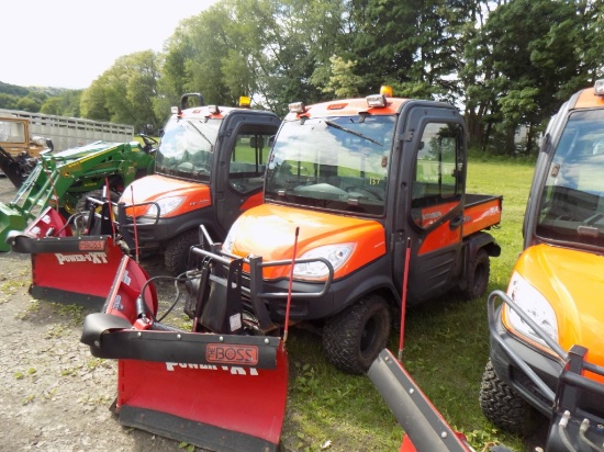 Kubota RTV 1100 Side By Side, Full Cab w/ AC, Diesel, 4WD, 6 1/2 Boss V Sno