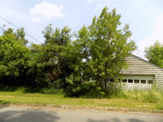 "Sale / Serial #: 16-746, Town of Triangle, Address: 9 Hemlock Hill Road, L