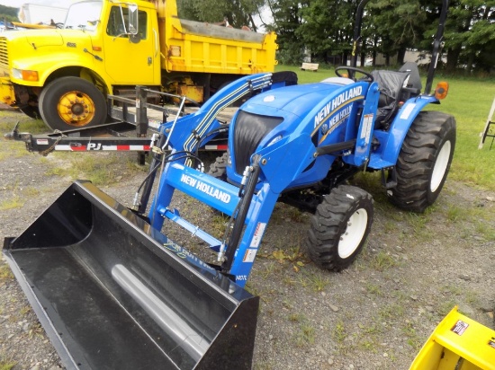 2016 New Holland Workmaster 33 Compact, 140TL Loader, 4WD, 540 Pto, 3PT Arm