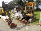 Volvo ECR38 Mini-Excavator, Front Blade, 18'' Bucket, Rubber Tracks, 1,383