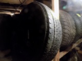 Firestone 275-70-18 Tires