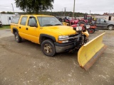 2003 Chevy 2500 Suburban w/ Fisher Quik Mt Snowplow, V8 Gas Eng, Auto Trans