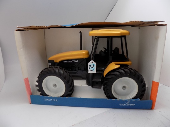 New Holland TV140 Tractor, 1:16 Scale by Scale Models, In Good Box