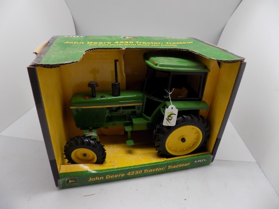 John Deere 4230 Tractor, 1:16 Scale by Ertl in Good Box