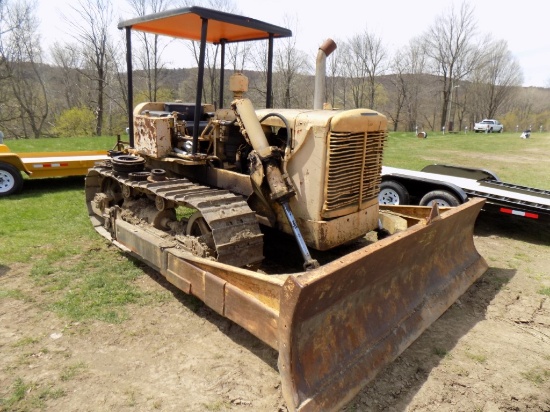 Allis Chalmers HD9 Bull Dozer w/ Extra Parts - Manuals in Office