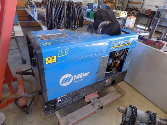 Miller Bobcat 250NT Welder Generator - 20HP Kohler Engine, 250 Amps, 10,000