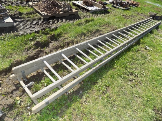 30' Wooden Extension Ladder