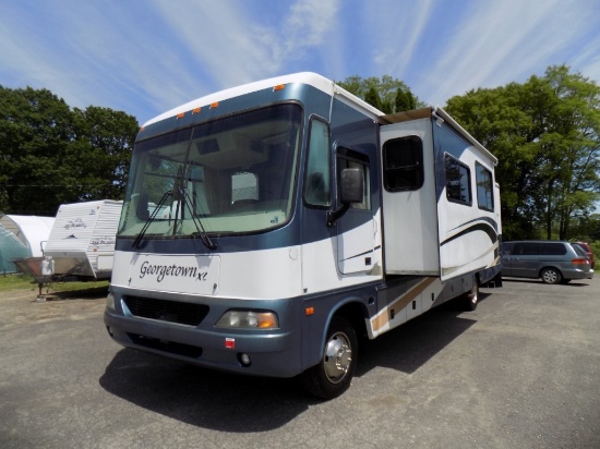 2004 Forest River Georgetown XL Motor Home, Triten V10(Gas) 3 Slideouts, Ve