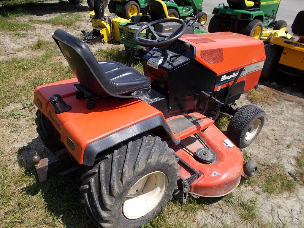 Simplicity lawn tractor tires hotsell