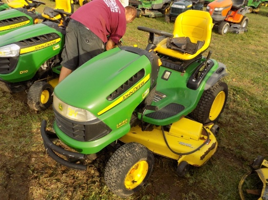 JD LA150 Garden Tractor w/54'' Deck, Hydro