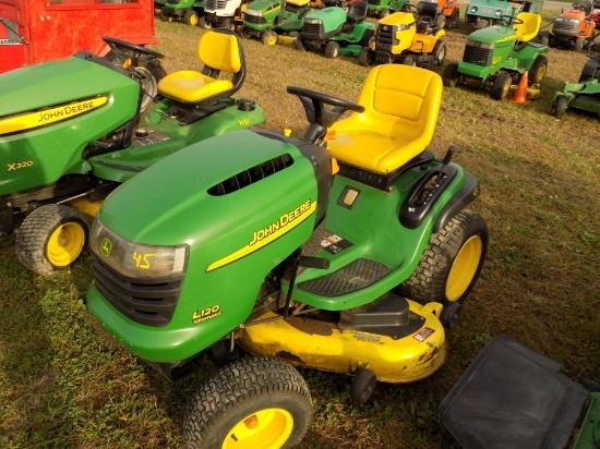 JD L120 Lawn Tractor w/48'' Deck, Hydro, 345 Hours, s/n 127452