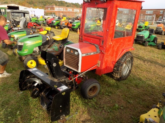 MF 316 GTX Garden Tractor w/Cab, Berco Snowblower, Gas, Hydro, No Deck