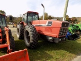 IH 3588 Articulated 2x2 4WD, 8,000 Hours, Runs Well w/ (1) Set of Duals Axl