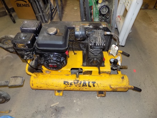 Dewalt Double Tank Air Compressor w/Honda 5.5HP Engine