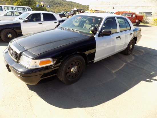 2010 Ford Crown Victoria, Police Interceptor, 4DSN, V8 Gas Eng, Auto, 92,68