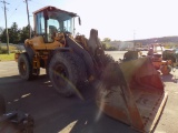 Volvo L90F, 4WD, Articulated Wheel Loader, Good 20.5-25 Tires, 10,681 Hours