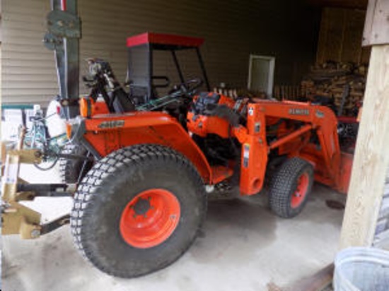 GC Mowers & Eq., Tractors Trencher (32) Golf Carts