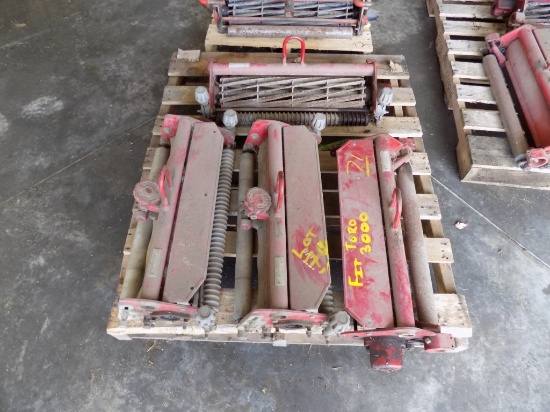 Pallet of (4) Toro Cutting Heads for Toro 3000 Mower