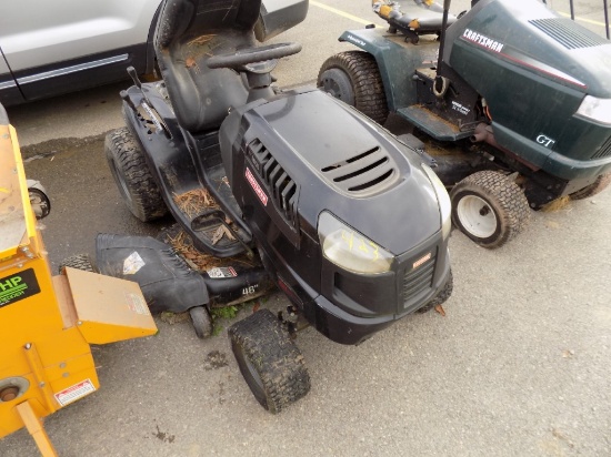 Craftsman LT2000 Garden Tractor w/ 46'' Deck (was lot 1857)