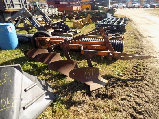 AC 4 Bottom Plow (was lot 1971)