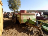 JD 660 Manure Spreader, Tandem Axle, One Beater (was lot 1976)