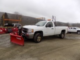 2013 Chevrolet 2500, Reg. Cab, White, 6.0, V8 Auto Trans., PW, PL, 4x4 w/ B