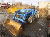 New Holland T1510 Compact Tractor, 110TL Loader w/ 5' Bucket, 4WD, 3pt, 540