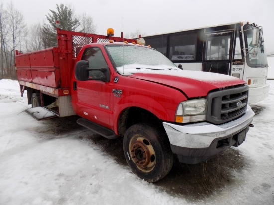 2004 Ford F450 XL Super Duty, Red, Lift Gate, Automatic, Dual Wheels, Power