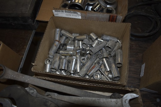 Box Of Large Quantity Of Smaller Sockets