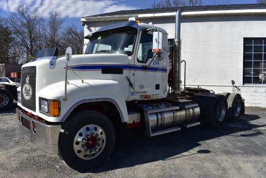 2014 Mack CHU613 PInnacle Conventional T/A Day Cab Truck Tractor, White, Ma