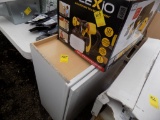 Flexio Painter and White Wall Cabinet  *RETURNED ITEM - SELLS ''AS IS'' - P