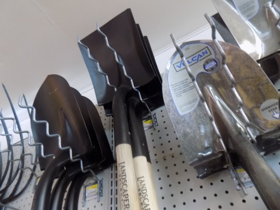 (3) Landscapers Select Flat Shovels (3 x Bid Price)