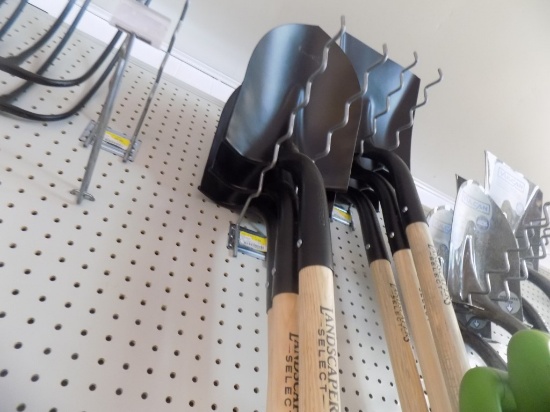 (3) Landscapers Select Pointed Shovels (3 x Bid Price)
