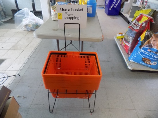 (6) Shopping Baskets in Wire Holder