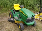 JD LT150 Lawn Tractor, 38'' Cut, Hydro, S/N: B028464