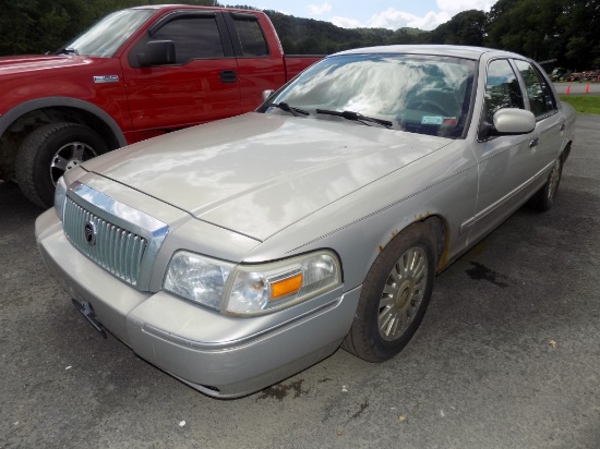 '08 Mercury Grand Marquis, LS, Silver, Auto, Leather, 141,778 Miles, VIN#:2