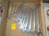 Set of 13 Standard Snap On Wrenches, From 7/16'' to 1''