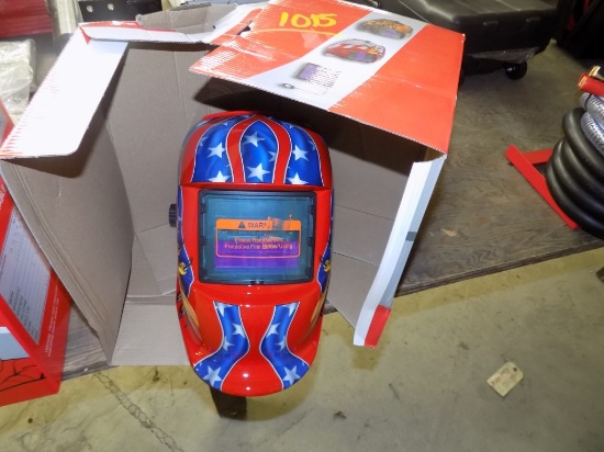 New Auto Darkening Welding Helmet In Box